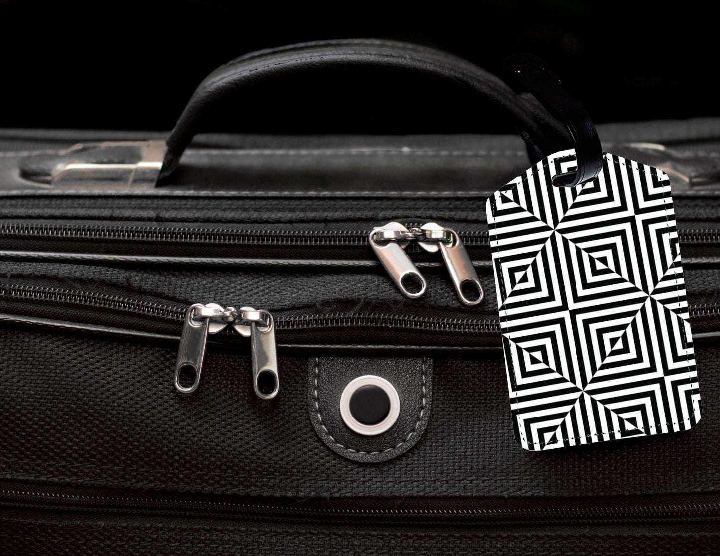 Black and White Luggage Tag